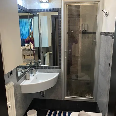 Samy S 1 Free Parking Wi-fi Apartment *
