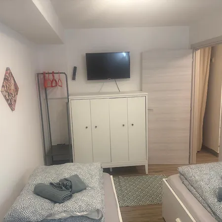 Samy S 1 Free Parking Wi-fi Apartamento Bolzano