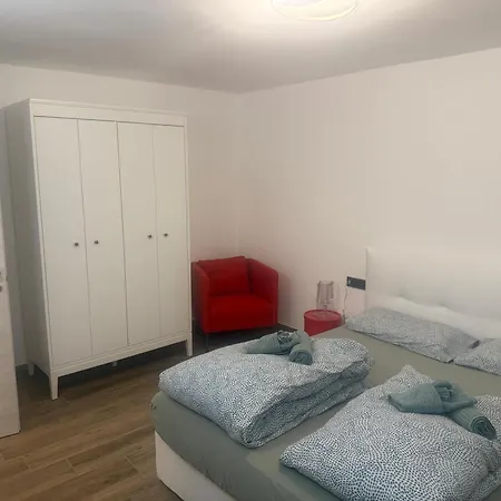 Samy S 1 Free Parking Wi-fi